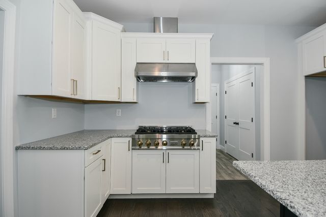 155 Old Common Road, Wethersfield, CT 06109