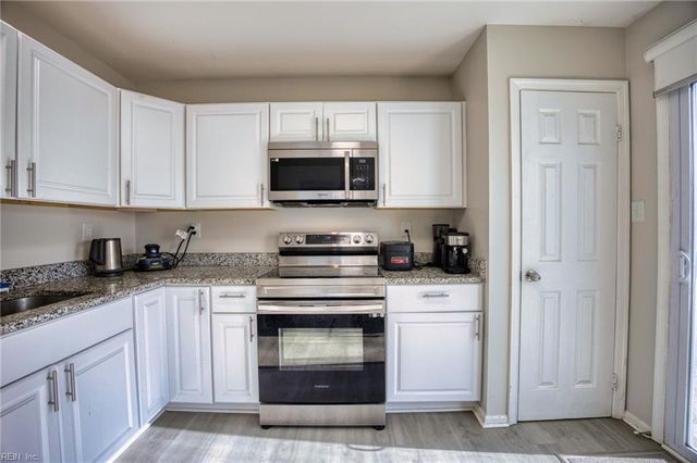 5301 Glenville CIR, Virginia Beach, VA 23464