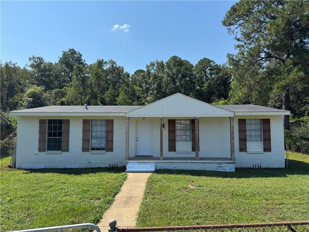 127 Anderson Road, Saraland, AL 36571