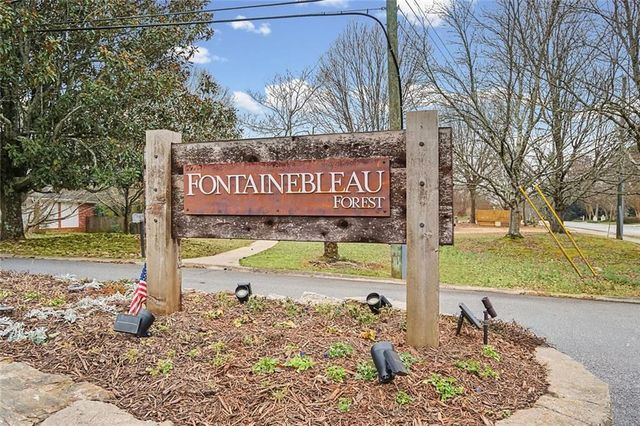 5264 Fleur De Lis Court, Dunwoody, GA 30360