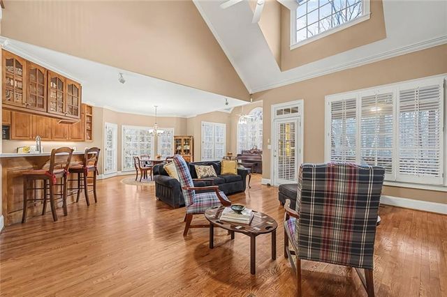 5264 Fleur De Lis Court, Dunwoody, GA 30360