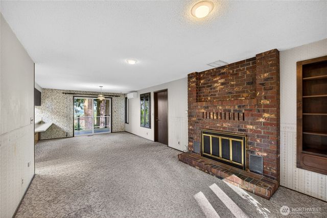 17282 Meadow Lane, Mount Vernon, WA 98274