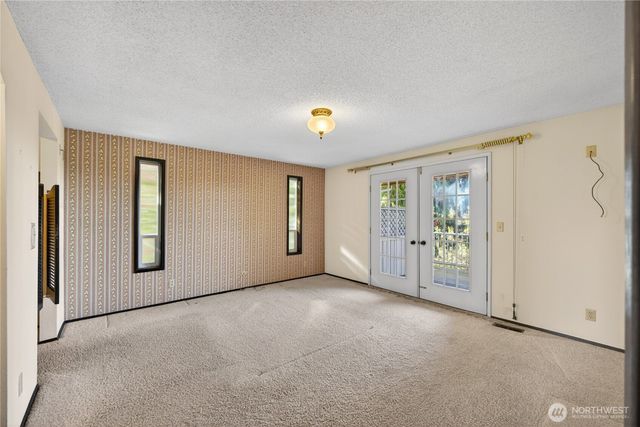 17282 Meadow Lane, Mount Vernon, WA 98274