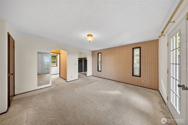 17282 Meadow Lane, Mount Vernon, WA 98274