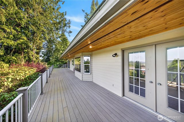 17282 Meadow Lane, Mount Vernon, WA 98274