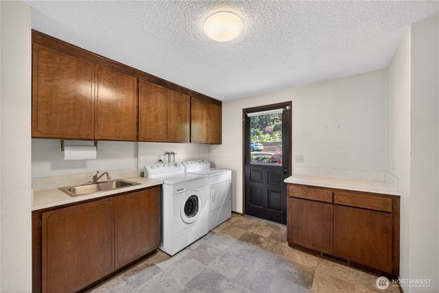 17282 Meadow Lane, Mount Vernon, WA 98274