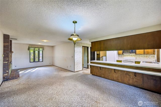 17282 Meadow Lane, Mount Vernon, WA 98274