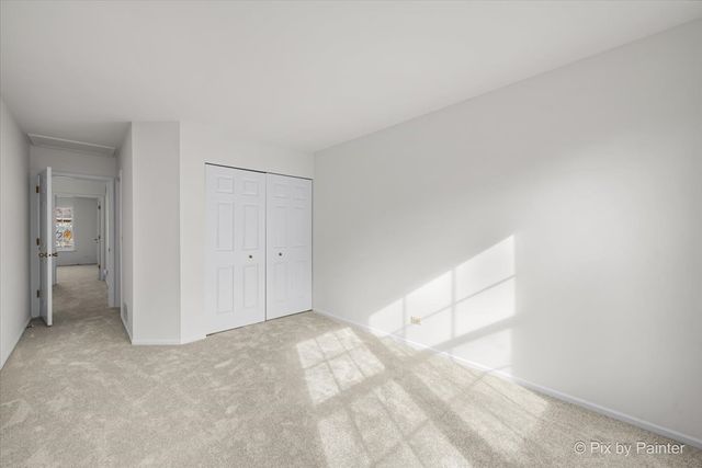 528 Penny Lane, Crystal Lake, IL 60014