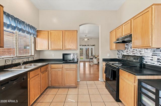 5306 S 15TH Street, Phoenix, AZ 85040