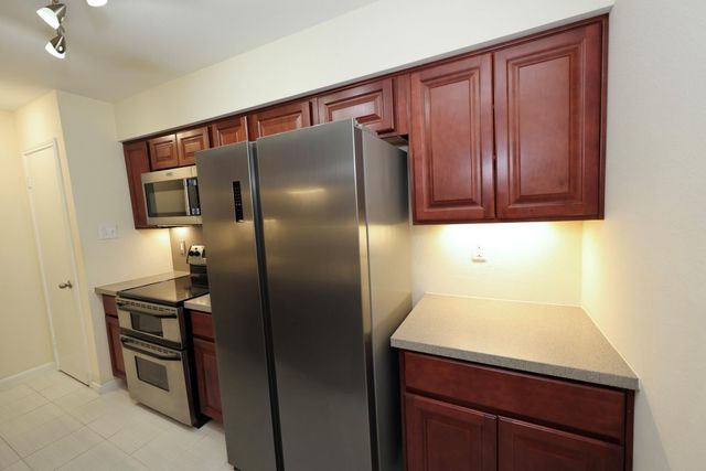 1601 S Shepherd Drive 269, Houston, TX 77019