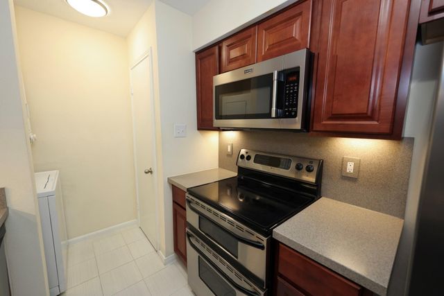 1601 S Shepherd Drive 269, Houston, TX 77019