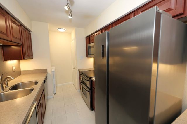 1601 S Shepherd Drive 269, Houston, TX 77019