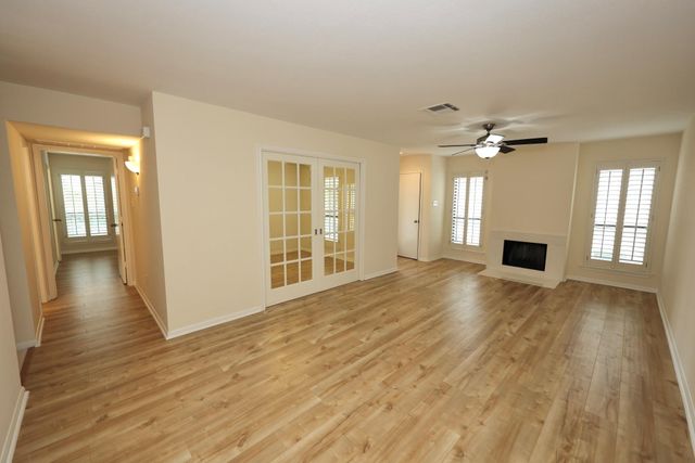 1601 S Shepherd Drive 269, Houston, TX 77019