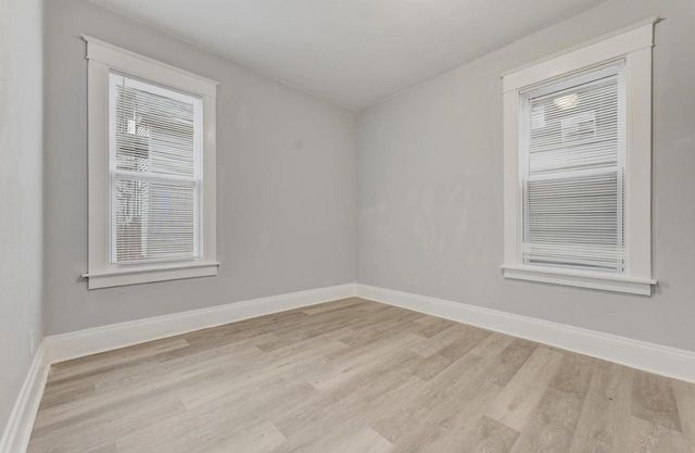 2827 W Grant STREET, Milwaukee, WI 53215