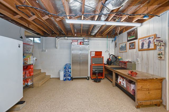 1935 Liberty Ln, Gallatin, TN 37066