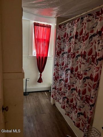 120 DeGraff Street, Schenectady, NY 12304