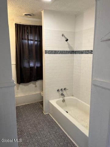 120 DeGraff Street, Schenectady, NY 12304