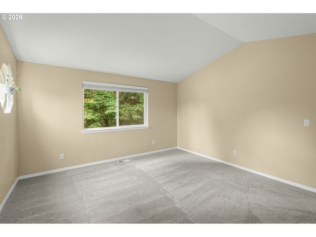 19760 Sw RED OAK Ln, Beaverton, OR 97078