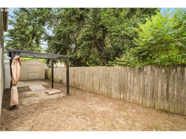 19760 Sw RED OAK Ln, Beaverton, OR 97078
