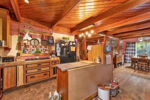 11 Bonney Shores Road, Meredith, NH 03253