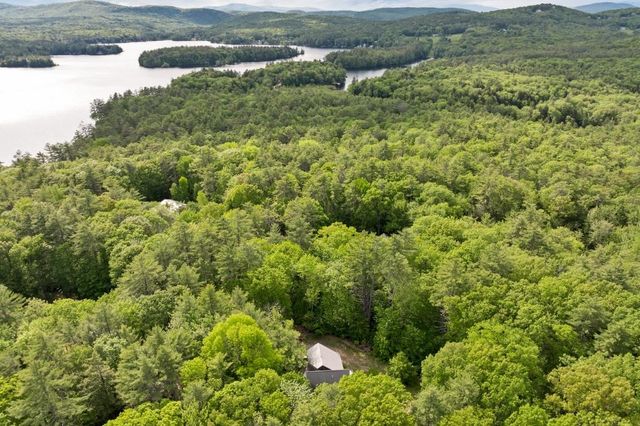 11 Bonney Shores Road, Meredith, NH 03253
