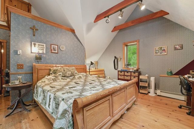 11 Bonney Shores Road, Meredith, NH 03253