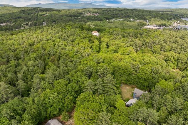 11 Bonney Shores Road, Meredith, NH 03253