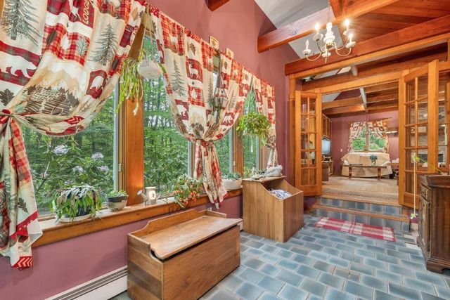 11 Bonney Shores Road, Meredith, NH 03253