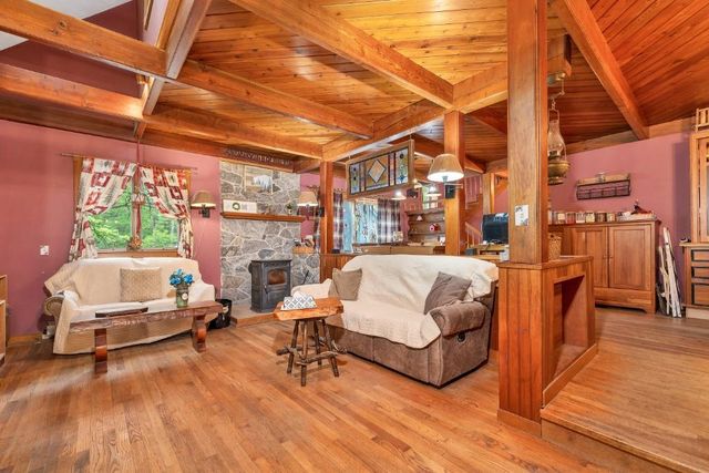 11 Bonney Shores Road, Meredith, NH 03253