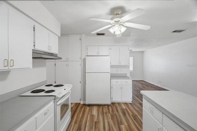 1981 TEMPLE TERRACE, Clearwater, FL 33764