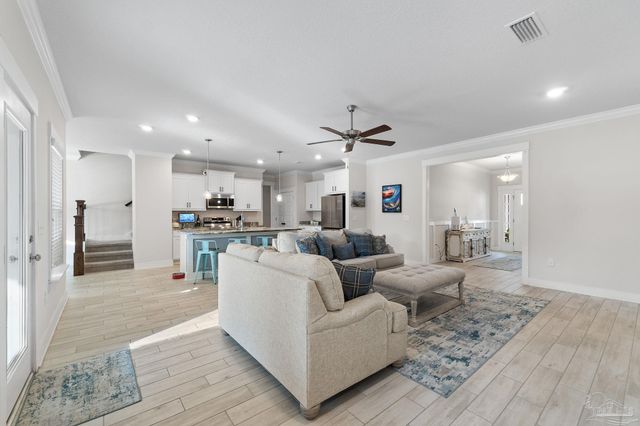 1929 Refuge Cir, Gulf Breeze, FL 32563