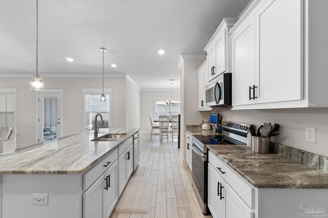 1929 Refuge Cir, Gulf Breeze, FL 32563