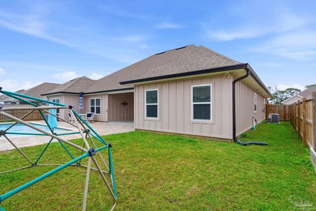 1929 Refuge Cir, Gulf Breeze, FL 32563