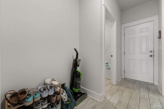 1929 Refuge Cir, Gulf Breeze, FL 32563