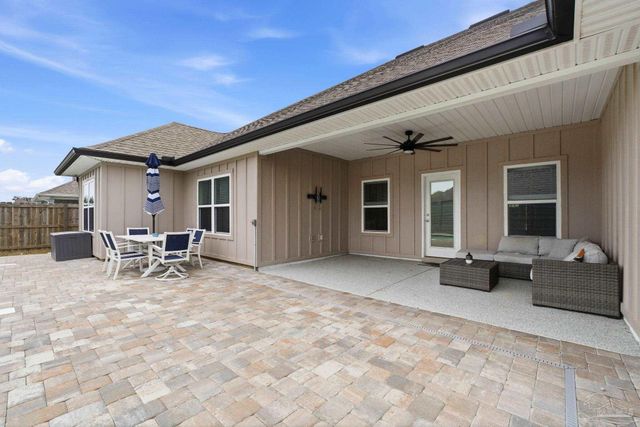 1929 Refuge Cir, Gulf Breeze, FL 32563