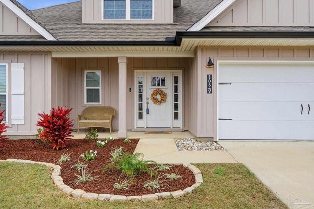 1929 Refuge Cir, Gulf Breeze, FL 32563
