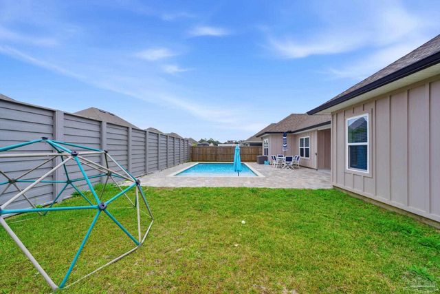 1929 Refuge Cir, Gulf Breeze, FL 32563