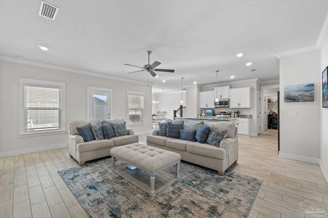 1929 Refuge Cir, Gulf Breeze, FL 32563