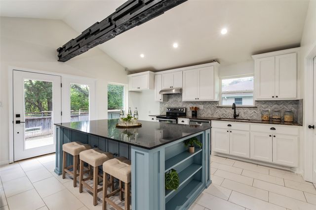 2107 Elmwood Boulevard, Dallas, TX 75224