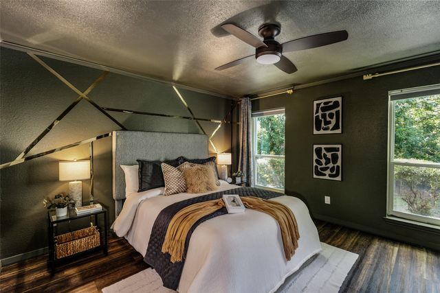 2107 Elmwood Boulevard, Dallas, TX 75224
