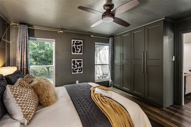 2107 Elmwood Boulevard, Dallas, TX 75224