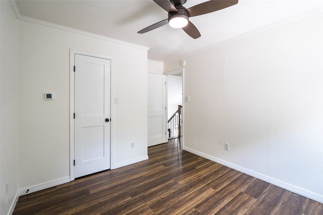 2107 Elmwood Boulevard, Dallas, TX 75224