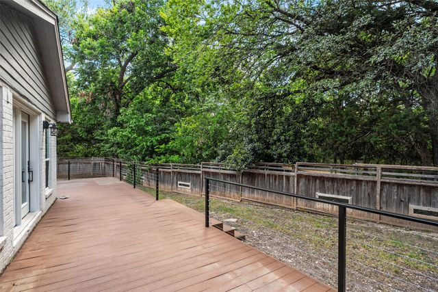 2107 Elmwood Boulevard, Dallas, TX 75224
