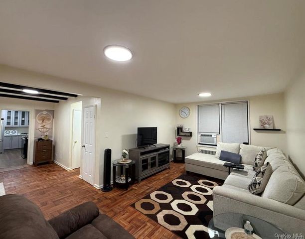 7261 Shore Road 1R, Brooklyn, NY 11209