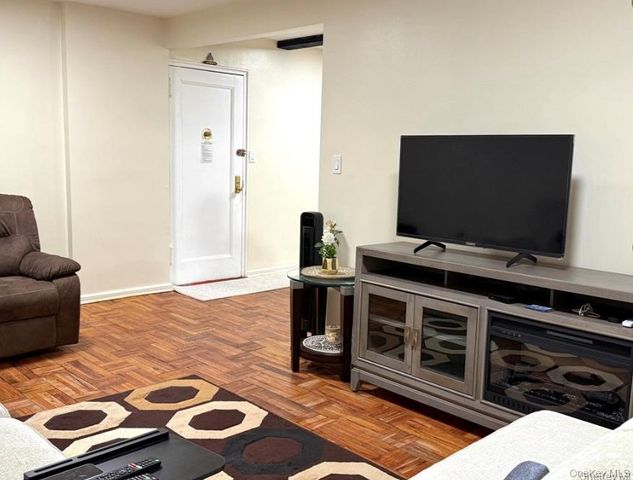 7261 Shore Road 1R, Brooklyn, NY 11209