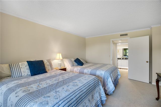 1815 Mooringline Drive 1D, Vero Beach, FL 32963