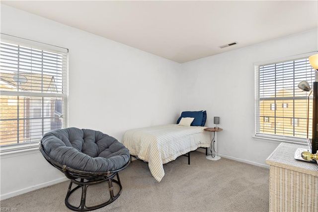 715 Hunters QUAY, Chesapeake, VA 23320