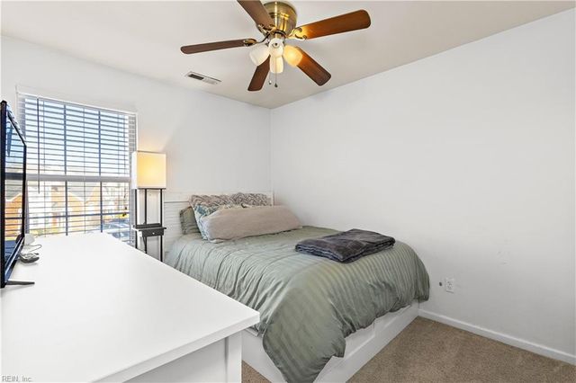 715 Hunters QUAY, Chesapeake, VA 23320