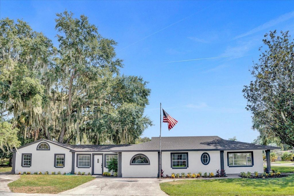 201 MASSACHUSETTS AVE, St Cloud, FL 34769
