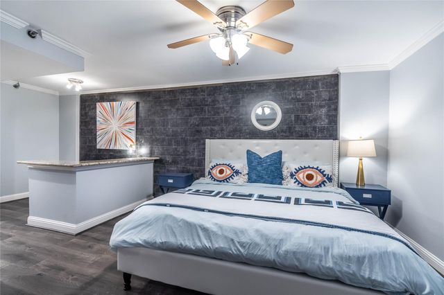 3525 Sage Road 1511, Houston, TX 77056